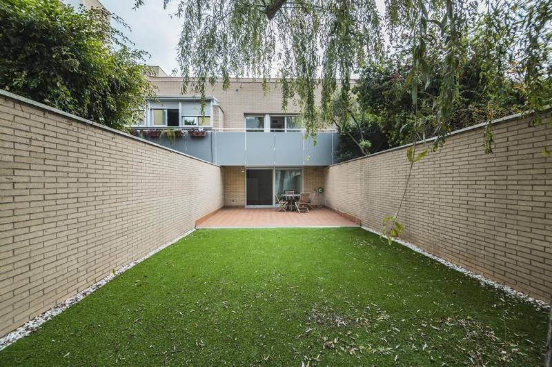 €1 130 000 · Таунхаус · 273 м² · Barcelona — Noticasa