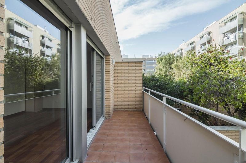 €1 130 000 · Таунхаус · 273 м² · Барселона — Noticasa — фото 7