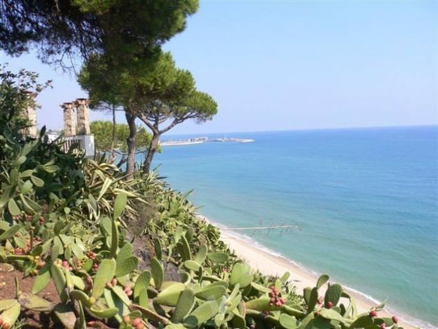 €2 000 000 · Участок · Arenys de Mar — Noticasa