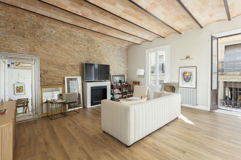 €599 000 · Квартира · 68 м² · Barcelona — Noticasa