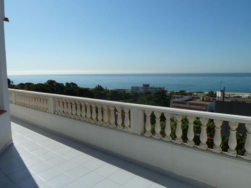 €850 000 · Вилла · 380 м² · Канет-де-Мар — Noticasa — фото 3