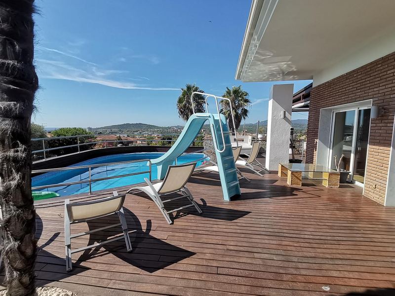 €1 700 000 · Вилла · 460 м² · Platja d'aro — Noticasa