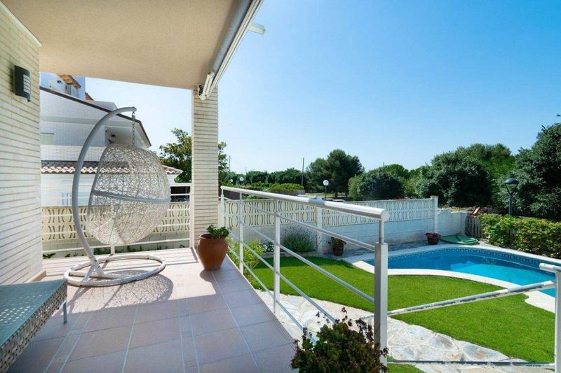 €825 000 · Таунхаус · 289 м² · Ситжес — Noticasa — фото 7
