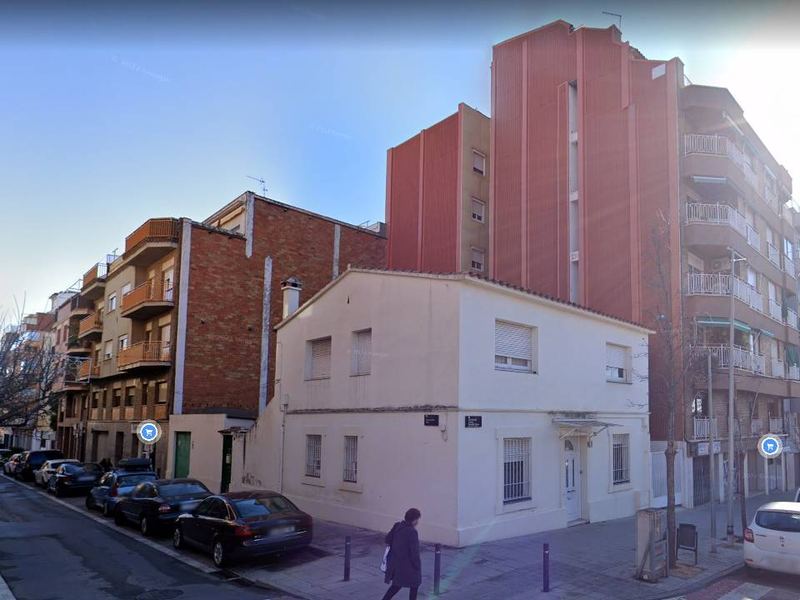 €1 250 000 · Участок · 256 м² · Barcelona. Surroundings — Noticasa