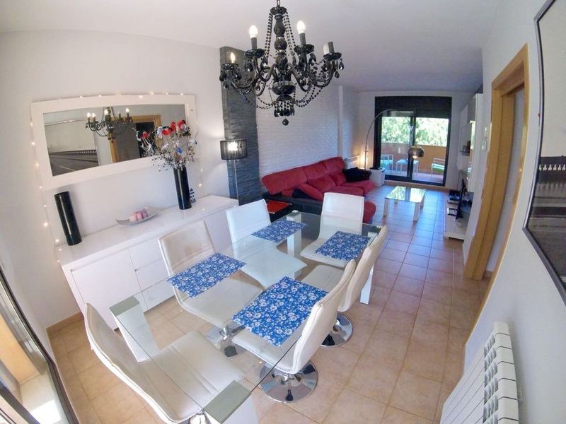 €563 000 · Таунхаус · 160 м² · Lloret de Mar — Noticasa