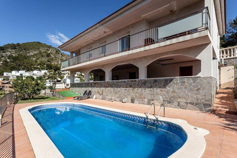 €820 000 · Вилла · 278 м² · Sitges — Noticasa