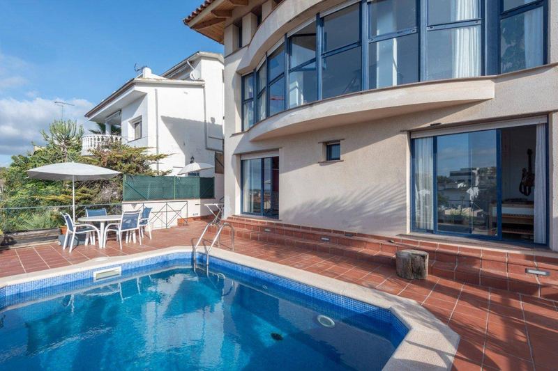 €850 000 · Вилла · 308 м² · Sitges — Noticasa