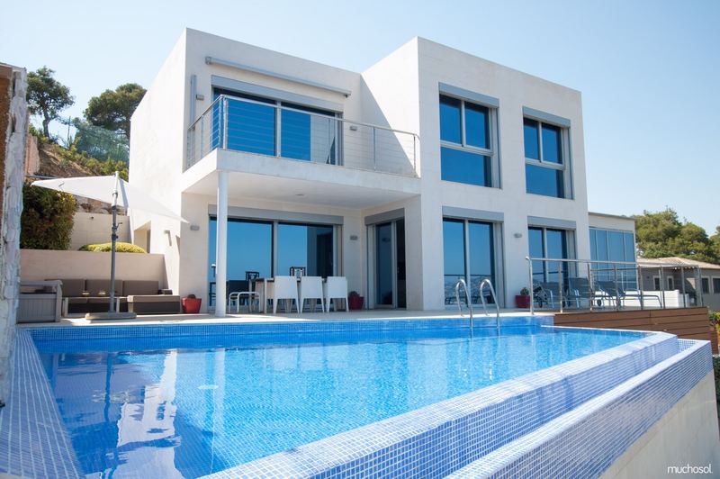 €995 000 · Вилла · 196 м² · Blanes — Noticasa