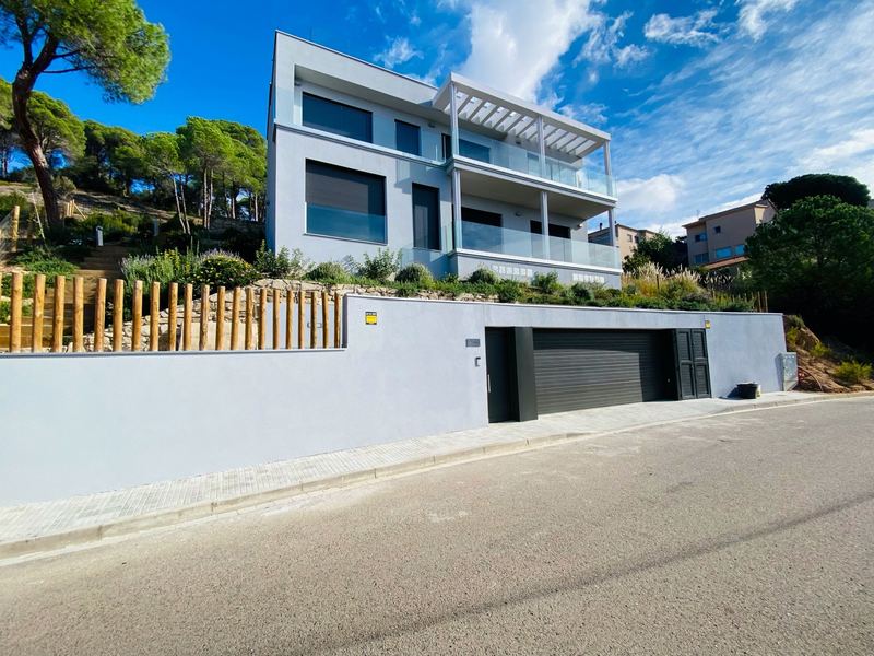 €869 500 · Вилла · 340 м² · Льорет-де-Мар — Noticasa — фото 2