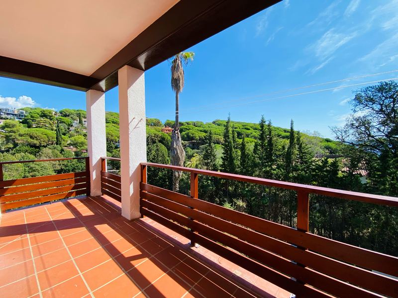 €635 000 · Вилла · 235 м² · Lloret de Mar — Noticasa