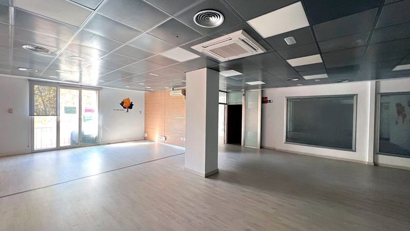 €2 600 000 · Коммерция · 322 м² · Barcelona — Noticasa