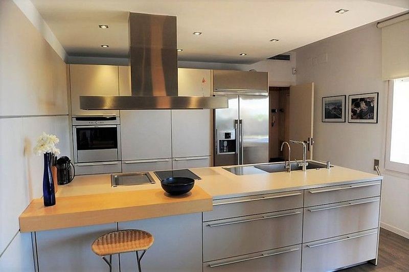 €975 000 · Вилла · 350 м² · Бланес — Noticasa — фото 4