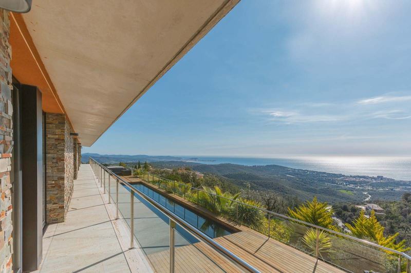 €3 333 000 · Вилла · 800 м² · Платжа-д'Аро — Noticasa — фото 3