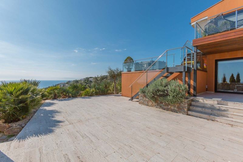 €3 333 000 · Вилла · 800 м² · Платжа-д'Аро — Noticasa — фото 4