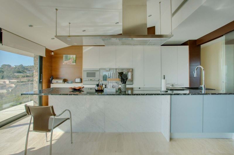 €3 333 000 · Вилла · 800 м² · Платжа-д'Аро — Noticasa — фото 8