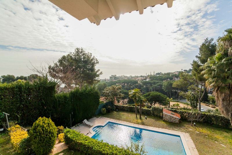 €1 000 000 · Вилла · 268 м² · Blanes — Noticasa