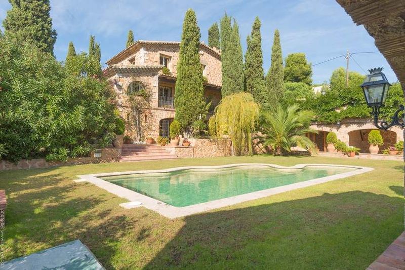 €1 900 000 · Вилла · 511 м² · Платжа-д'Аро — Noticasa — фото 2
