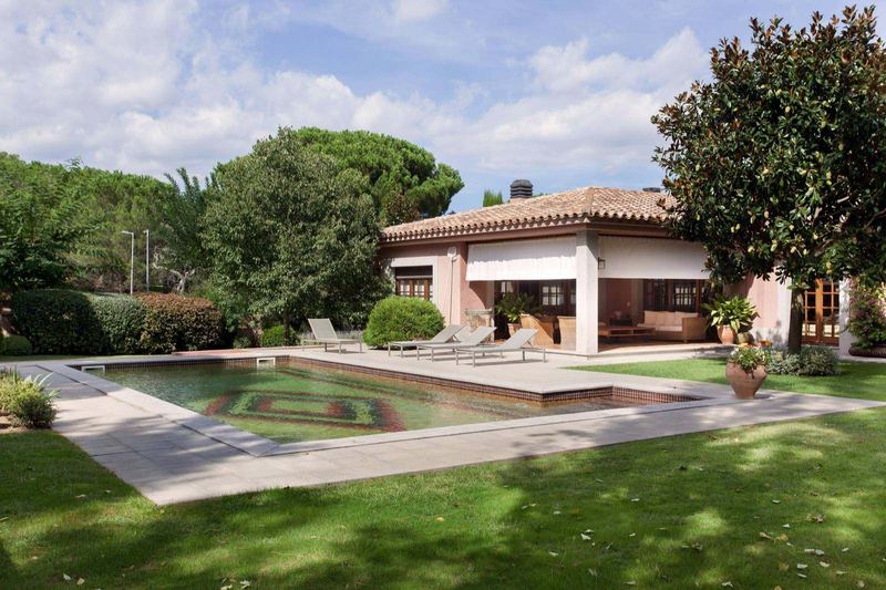 €1 285 000 · Вилла · 500 м² · Platja d'aro — Noticasa