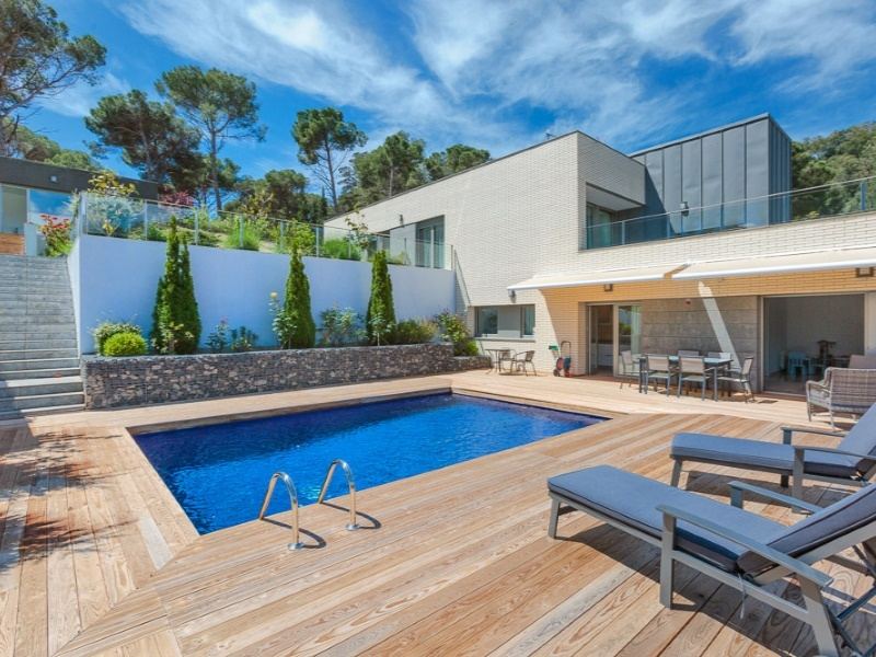 €1 250 000 · Вилла · 412 м² · Blanes — Noticasa