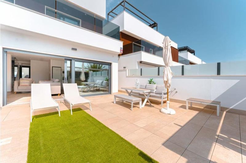 €425 000 · Таунхаус · 116 м² · Пилар-де-ла-Орадада — Noticasa — фото 2