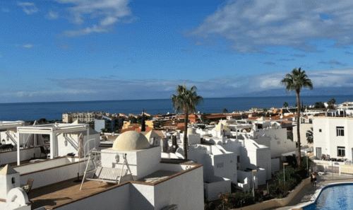 €225 000 · Квартира · 63 м² · Adeje — Noticasa