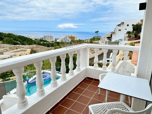 €885 000 · Вилла · 103 м² · San Eugenio — Noticasa