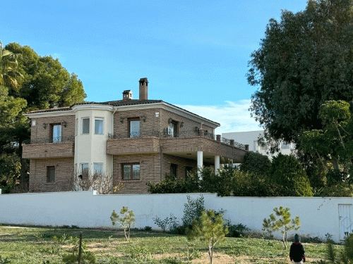 €670 000 · Вилла · 360 м² · Сьюдад-Кесада — Noticasa