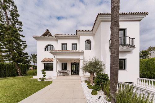 €2 895 000 · Вилла · 448 м² · Estepona — Noticasa
