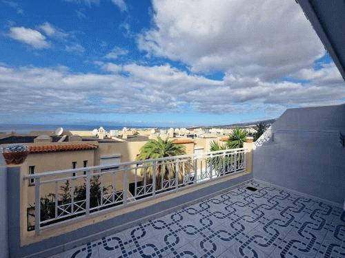 €500 000 · Таунхаус · 180 м² · Roque del Conde — Noticasa