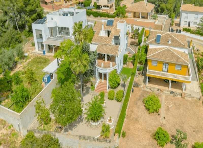 €420 000 · Вилла · 301 м² · Benifaió — Noticasa