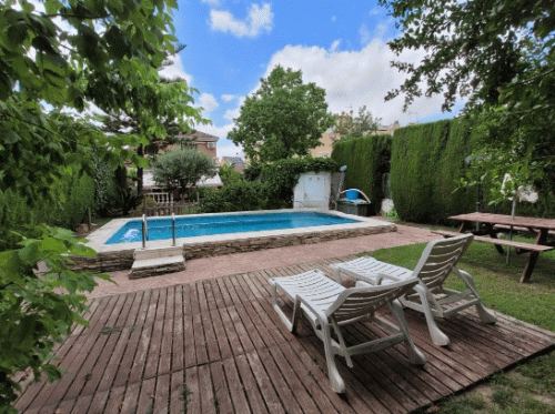 €475 000 · Вилла · 210 м² · Paterna — Noticasa
