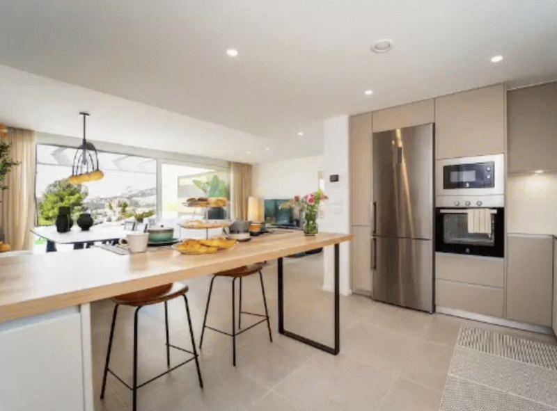 €640 000 · Вилла · 270 м² · Finestrat — Noticasa