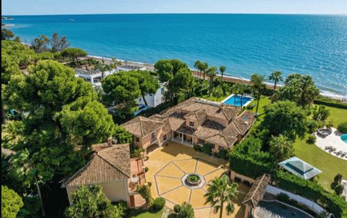 €8 925 000 · Вилла · 735 м² · Estepona — Noticasa