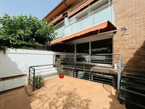 €550 000 · Таунхаус · 227 м² · Премия-де-Дальт — Noticasa