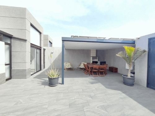 €519 000 · Вилла · 250 м² · El Médano — Noticasa