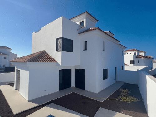 €570 000 · Таунхаус · 199 м² · San Miguel de Abona — Noticasa