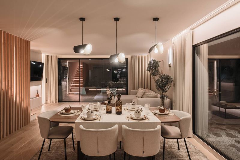 €1 950 000 · Таунхаус · 352 м² · Марбелья — Noticasa