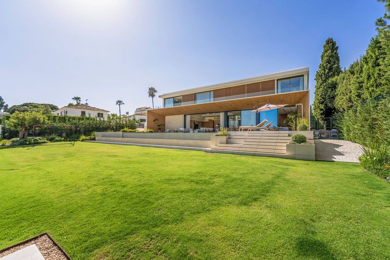 €5 995 000 · Вилла · 1057 м² · Марбелья — Noticasa