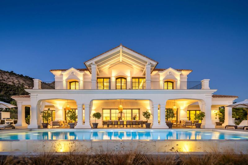 €10 700 000 · Вилла · 937 м² · Бенаависа — Noticasa
