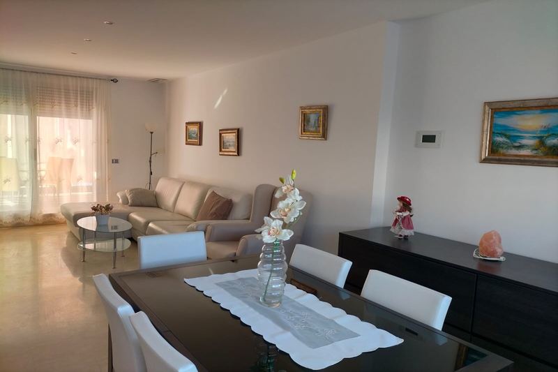 €425 000 · Коммерция · 152 м² · Gandia — Noticasa