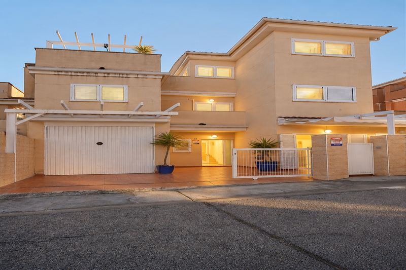 €715 000 · Вилла · Cullera — Noticasa — фото 6